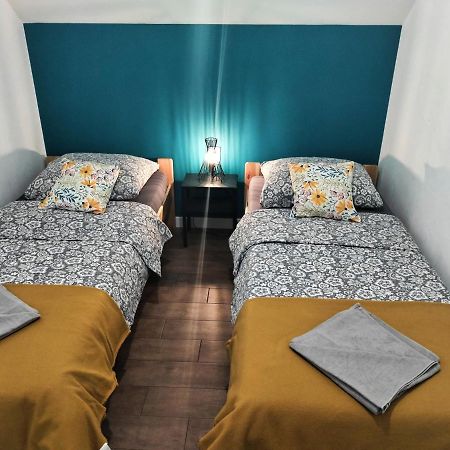 Apartamenty Jodlowa - Bilard - Bawialnia - Krolikarnia Krajno-Zagorze Kültér fotó