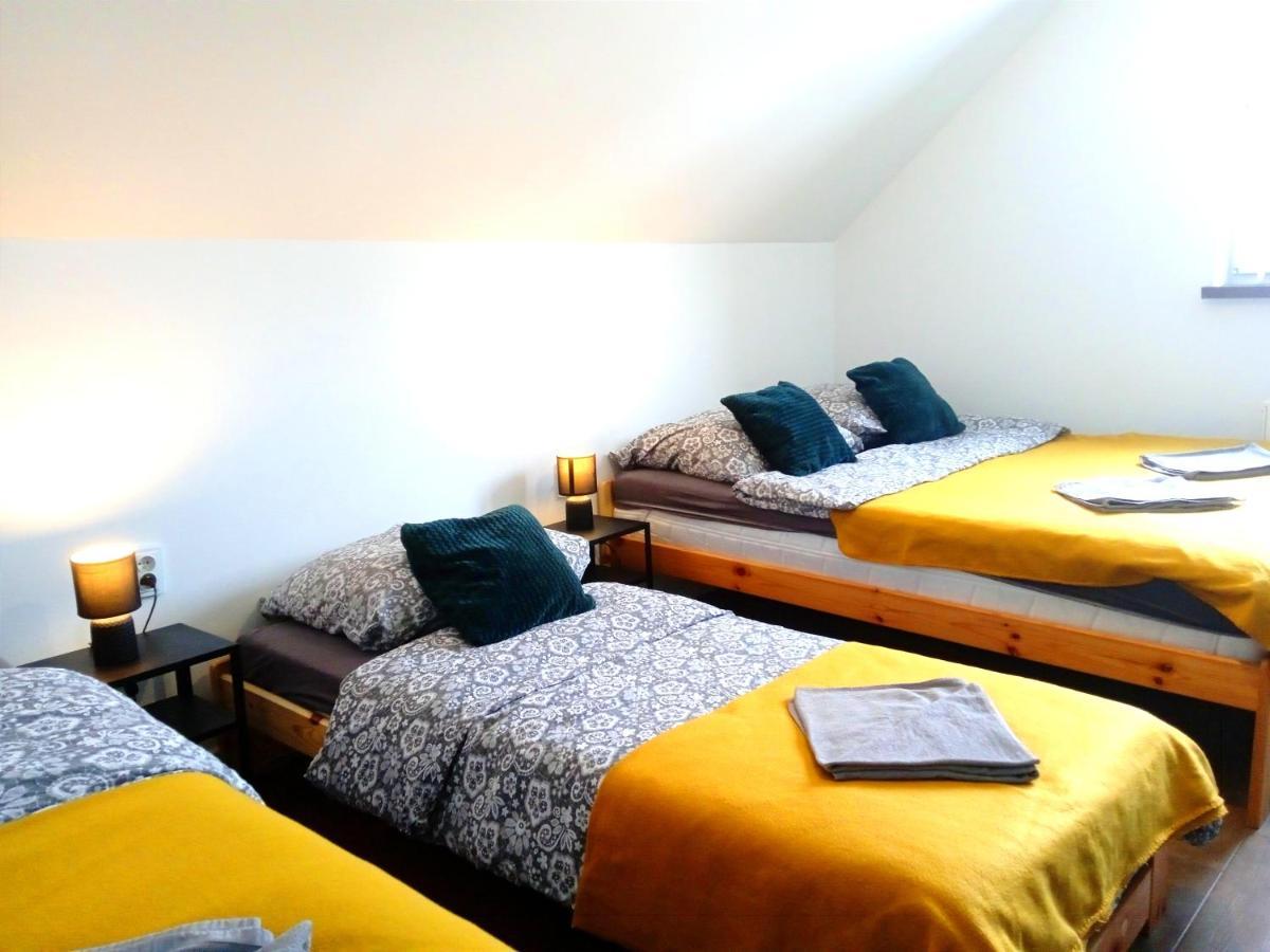 Apartamenty Jodlowa - Bilard - Bawialnia - Krolikarnia Krajno-Zagorze Kültér fotó