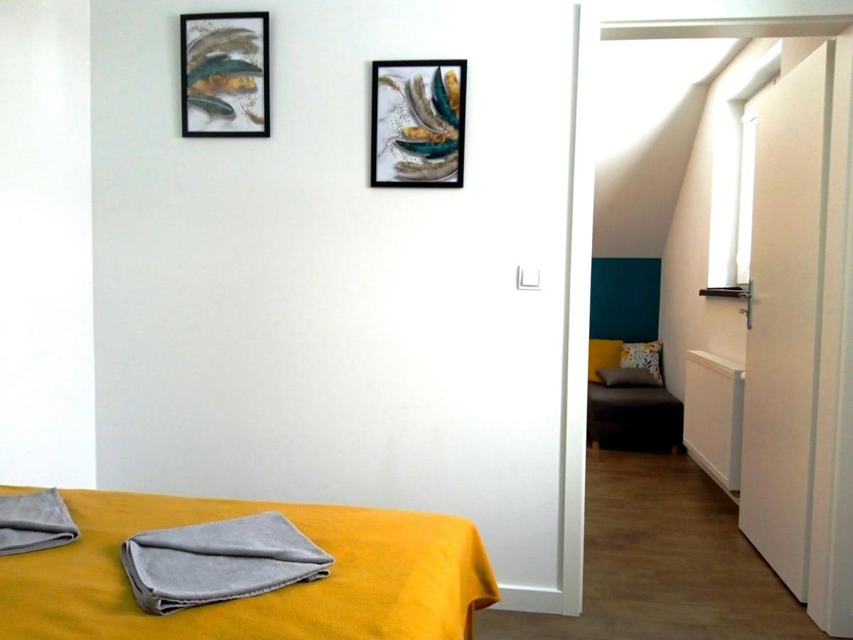 Apartamenty Jodlowa - Bilard - Bawialnia - Krolikarnia Krajno-Zagorze Kültér fotó