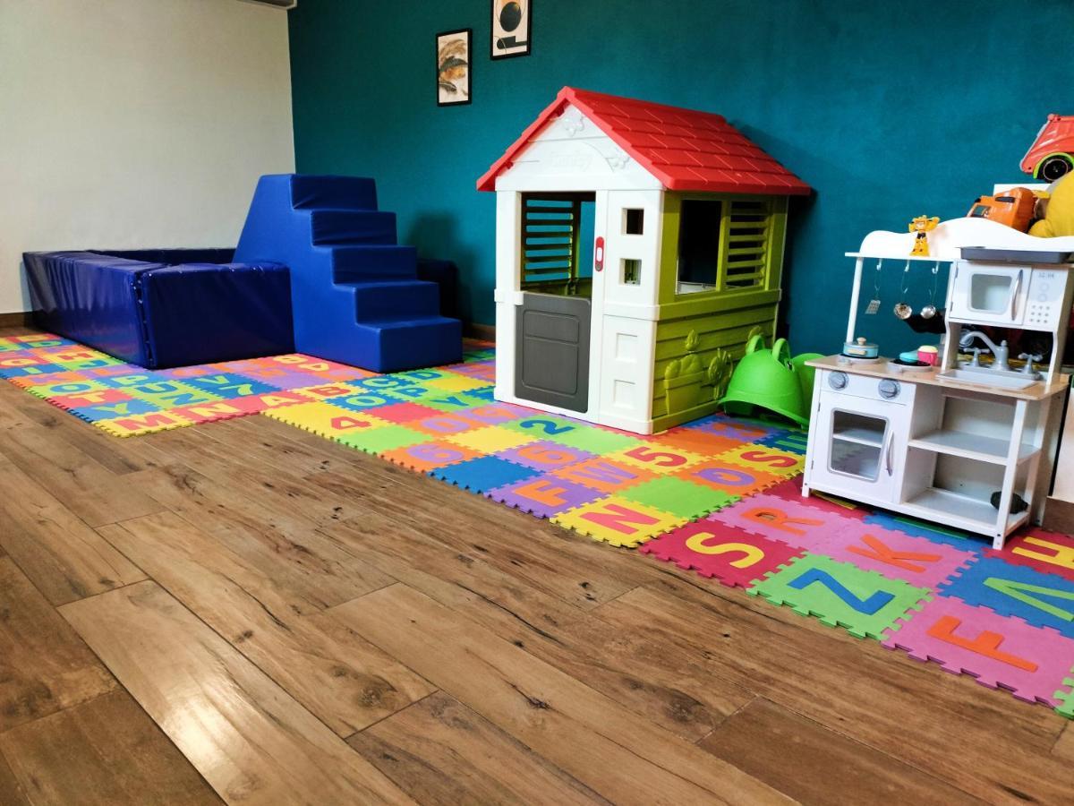 Apartamenty Jodlowa - Bilard - Bawialnia - Krolikarnia Krajno-Zagorze Kültér fotó